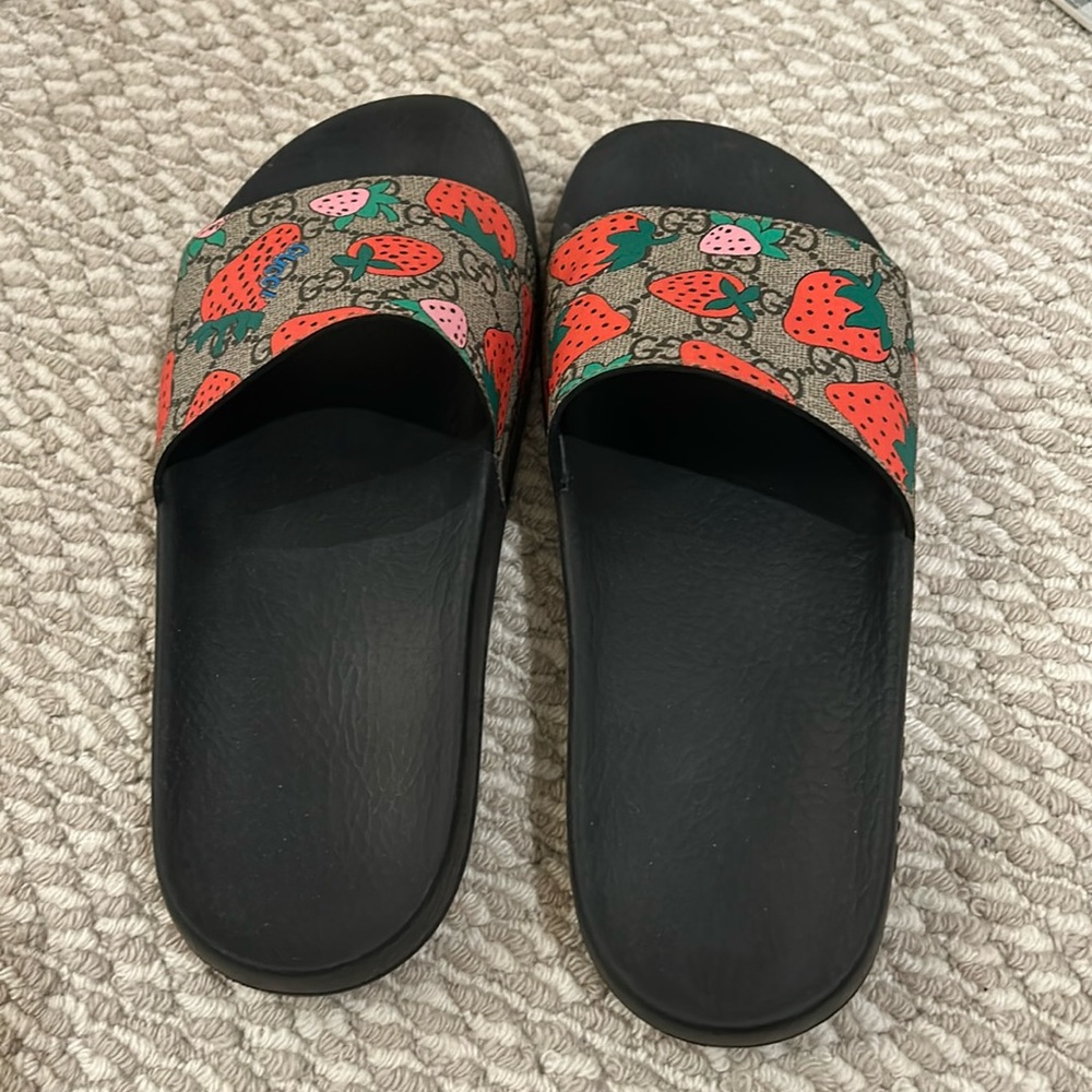 Gucci sandals